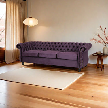 Canapé luxueux 3 places en velours violet, doté d'un design classique avec une élégance moderne, parfait pour ajouter de la sophistication et du style à n'importe quel salon, un confort moelleux et un savoir-faire durable